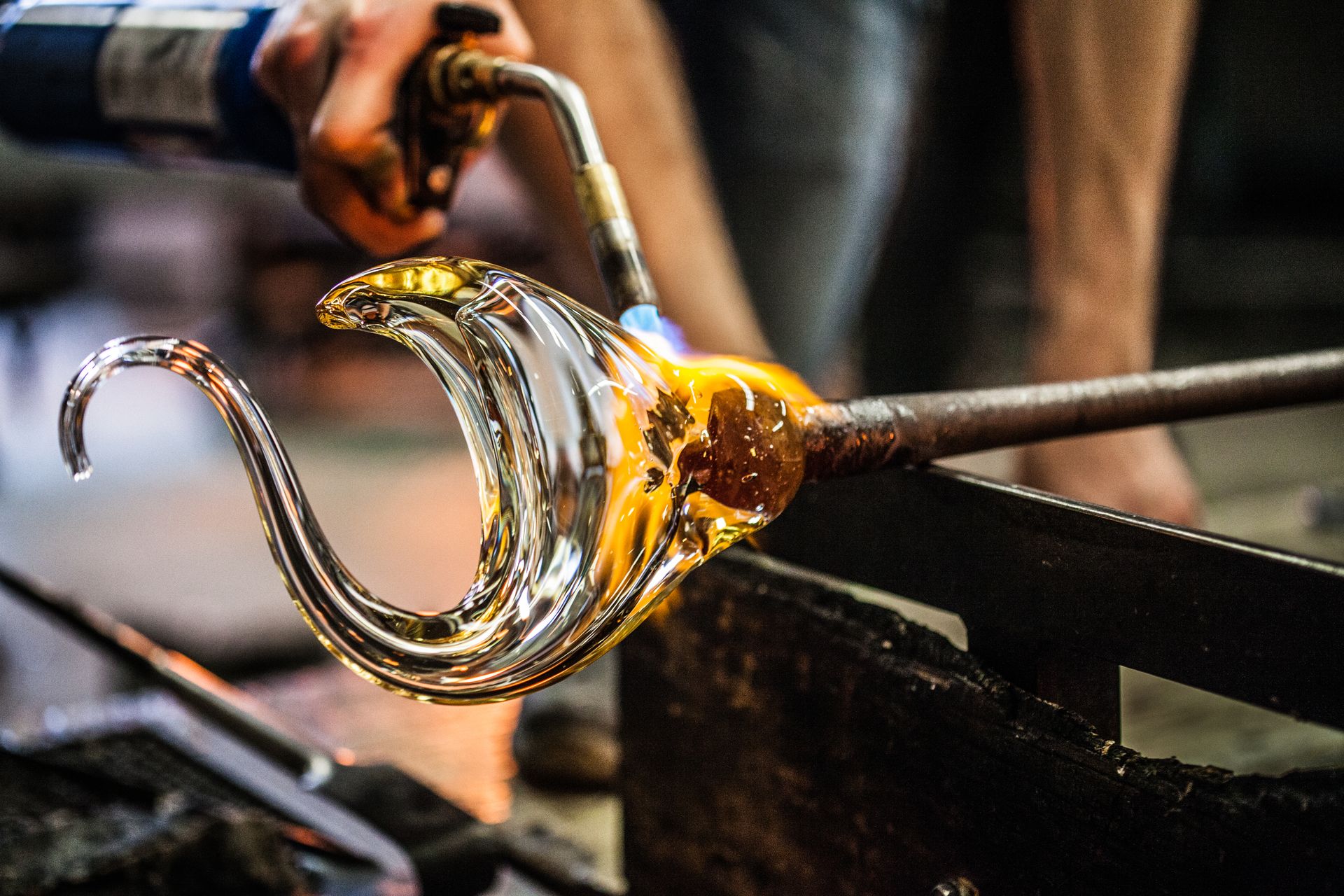 lavotazione artigianale vetro